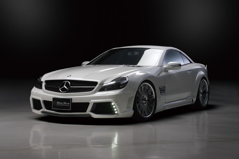 Mercedes Benz SL-class R230 Sports Line Black Bison Edition