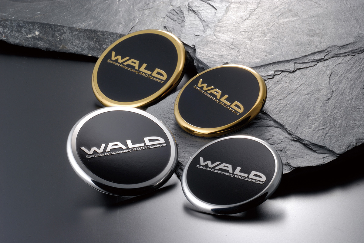 METAL HOOD BADGE